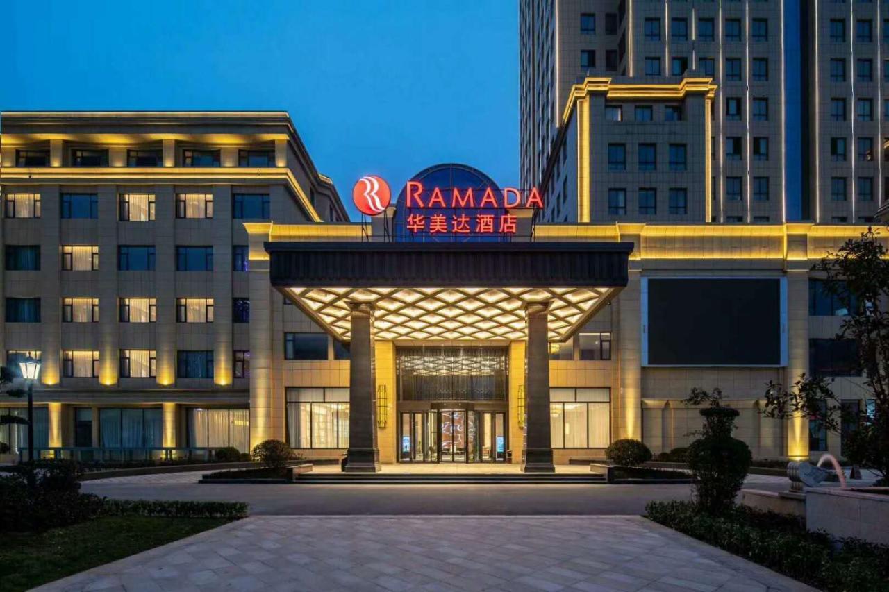 Отель Ramada Wyndham Zhengzhou Xinzheng Xinzheng  Экстерьер фото