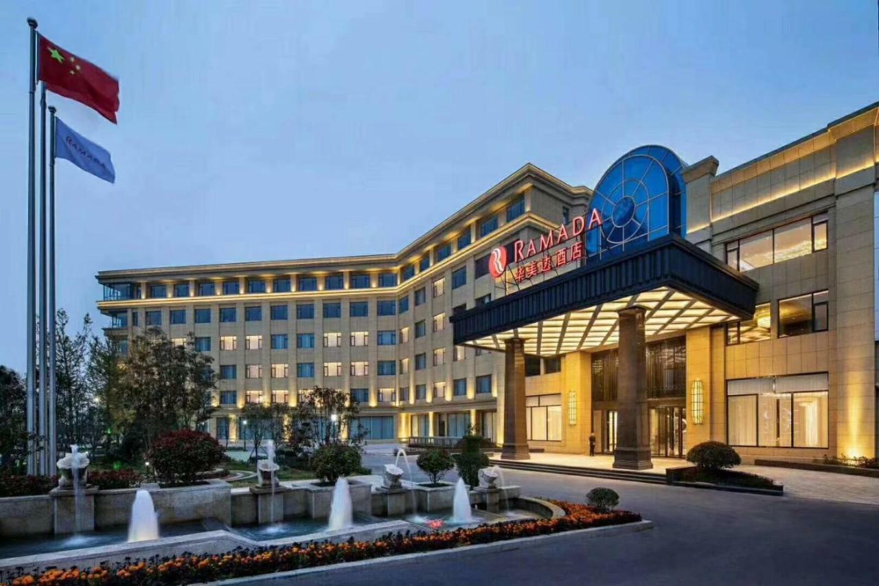 Отель Ramada Wyndham Zhengzhou Xinzheng Xinzheng  Экстерьер фото